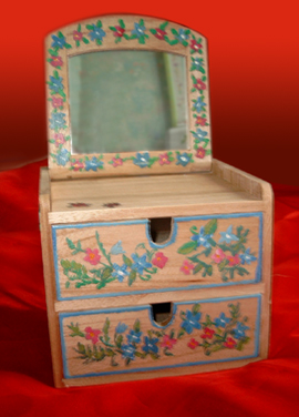 boite a bijoux en bois peint